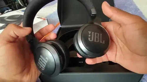 Audifonos Jbl Live 460nc Cancelación Ruido Bt 50horas Google Color Negro Color De La Luz Azul - Imagen 4