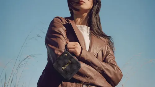 Bocina Marshall Willen Portátil Con Bluetooth Waterproof Negra Negro - Imagen 3
